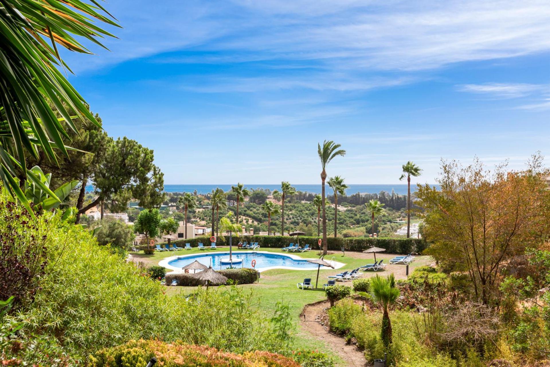 Sky And Sea Estepona Penthouse Exterior foto
