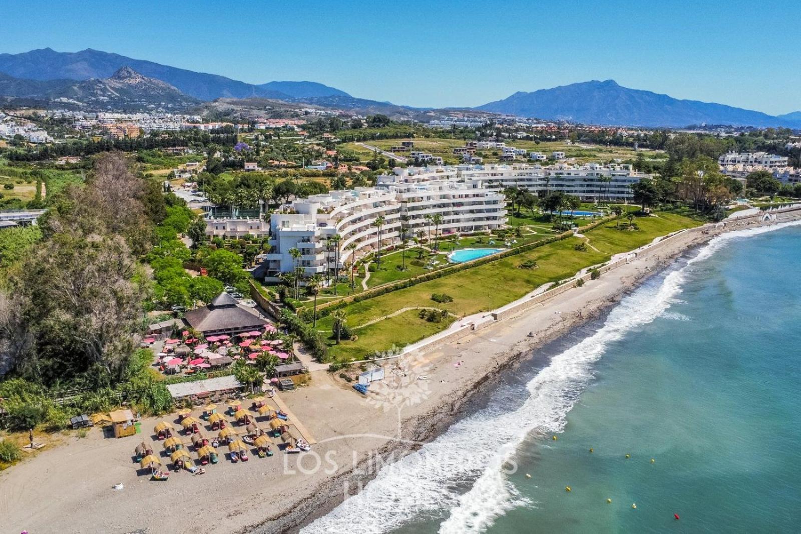 Sky And Sea Estepona Penthouse Exterior foto